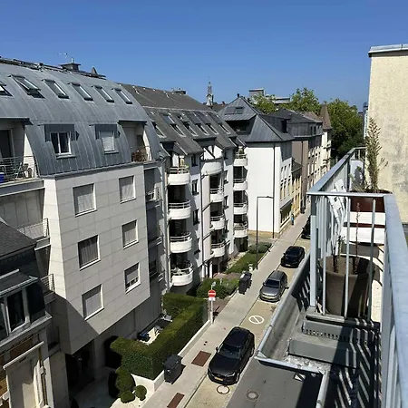 Lägenhet Rooftop 1 Bed Sleeps 4 Luxemburg